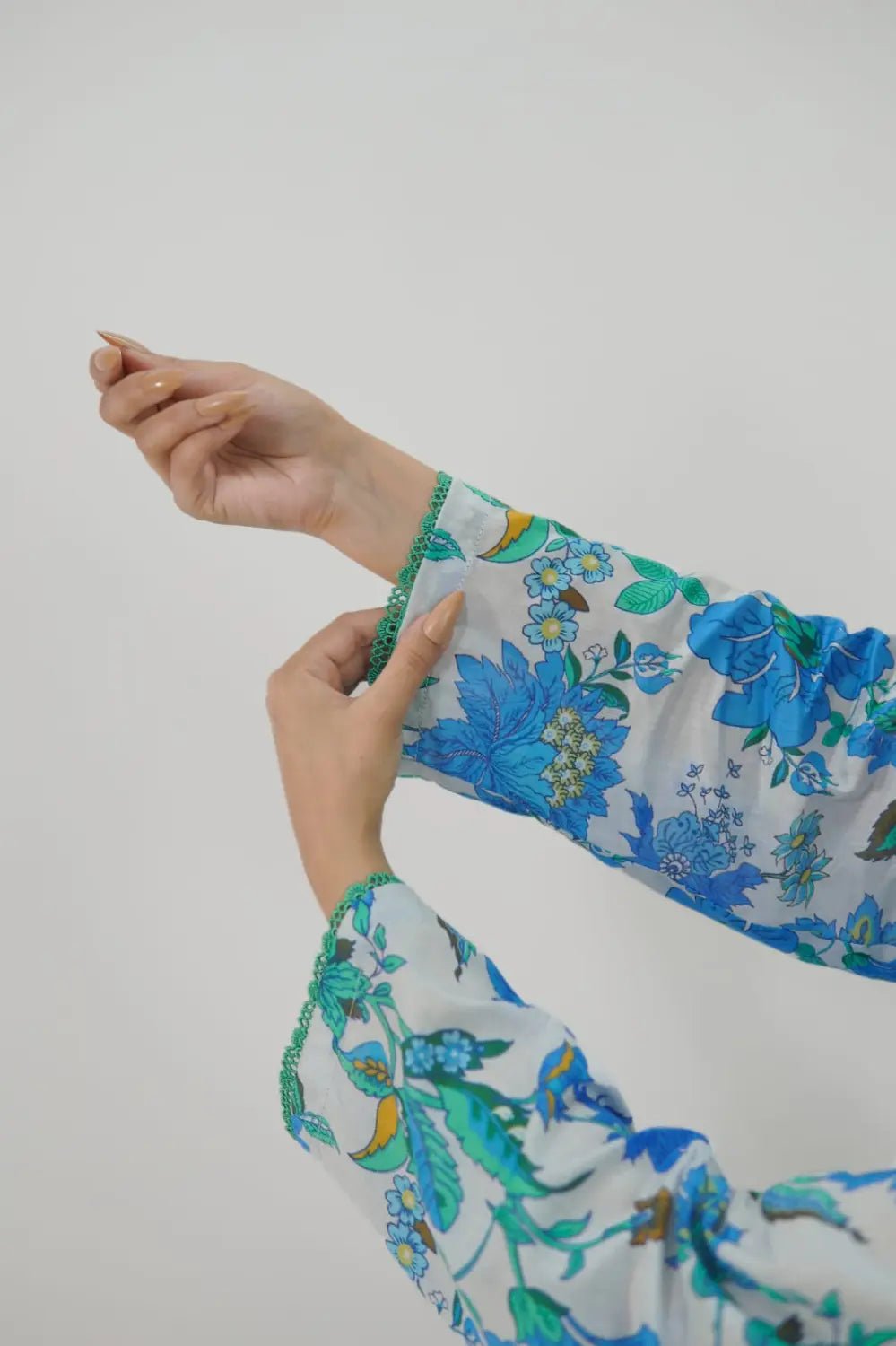 2PC Stiched Lawn Digital Print ML 006 - Mahriza