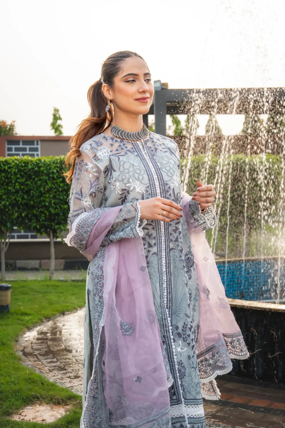 💠 Frosted Lilac – Luxury Embroidered Organza Dress Mahriza