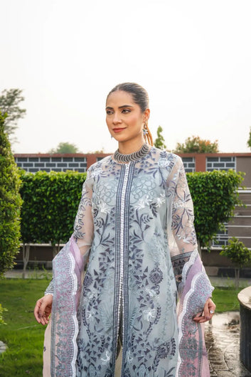 💠 Frosted Lilac – Luxury Embroidered Organza Dress