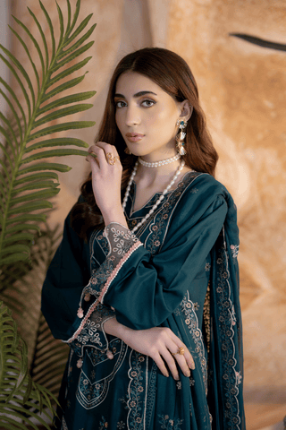 Green Embroidered Lawn 3PC Suit - Mahriza