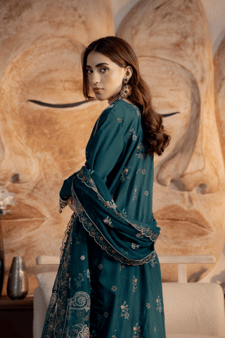 Green Embroidered Lawn 3PC Suit - Mahriza
