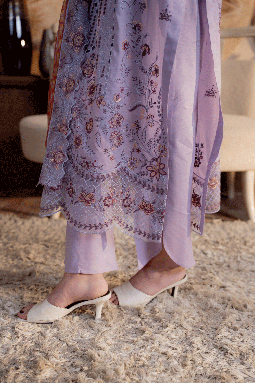 Lilac Embroidered Lawn 3PC Suit - Mahriza